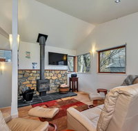 Snow Bound - St Kilda Accommodation