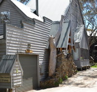 Snowdrop Lodge - St Kilda Accommodation