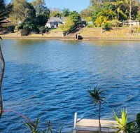 Spacious 2 Bedroom Beach Side Apartment - Close to shopping Centre with Coles Health Food Shop Sushi Pizza Cafes Hairdresse - St Kilda Accommodation