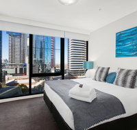 Spacious Modern Apartment near Crown - St Kilda Accommodation