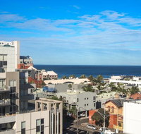 Spacious Seaviews - StayCentral - St Kilda Accommodation