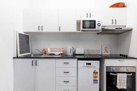 Spacious Woolloomooloo Apartment In Great Location - St Kilda Accommodation 2