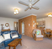 St James 6 Stylish Airconditioned Retreat - St Kilda Accommodation