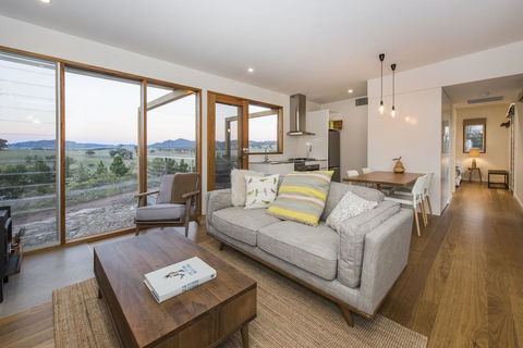 Strikes Mudgee - St Kilda Accommodation 2