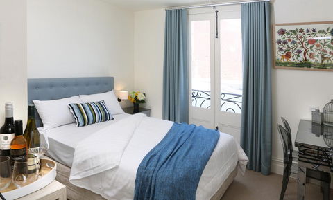 Studio 7 - Saint George Accommodation - St Kilda Accommodation 0