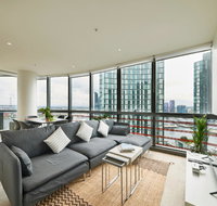 STUNNING 2 BED 2 BATH STYLISH UNIT // FREE PARKING - St Kilda Accommodation