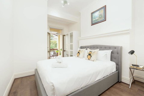 STUNNING SYDNEY HOME 7 - St Kilda Accommodation 2