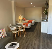 Sturt Motel - St Kilda Accommodation