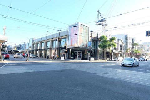 Stylish Apartment - St Kilda Accommodation 1