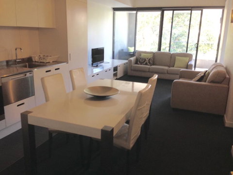 Sunday Escape - St Kilda Accommodation 0