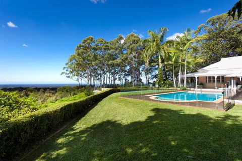 Sunrise At Sanquar, Noosa Hinterland - St Kilda Accommodation 0