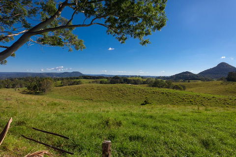 Sunrise At Sanquar, Noosa Hinterland - St Kilda Accommodation 1