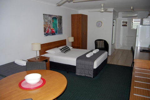 Sunseeker Motel - St Kilda Accommodation 2