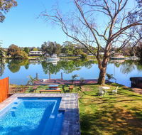 Sunset Lodge - St Kilda Accommodation