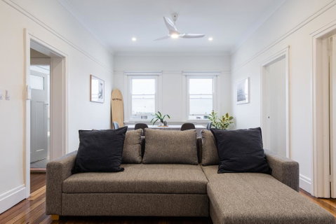 Surf Shack Coogee Beach - St Kilda Accommodation 2
