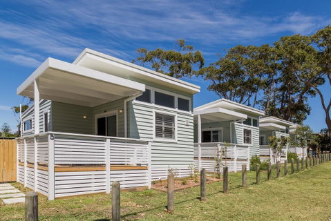 Surfside Cudmirrah Beach - St Kilda Accommodation 1