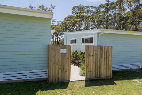 Surfside Cudmirrah Beach - St Kilda Accommodation 3