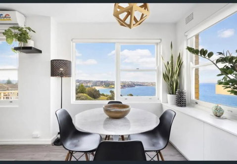 SurfSide Escape In Coogee - St Kilda Accommodation 1