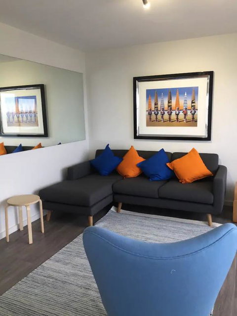 SurfSide Escape In Coogee - St Kilda Accommodation 3
