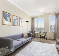 Sydney CBD 1 Bedroom Self-Contained Apartment with Spectacular Sydney Harbour View 1312 BRG - St Kilda Accommodation