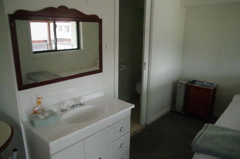 T's Resort & Motel - St Kilda Accommodation 1