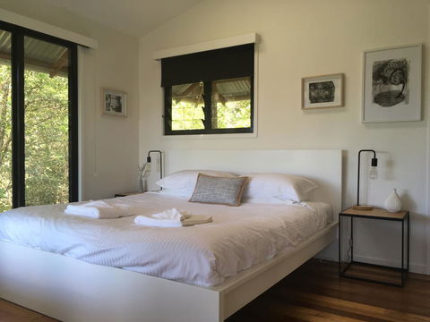 Tallaringa Views - St Kilda Accommodation 1
