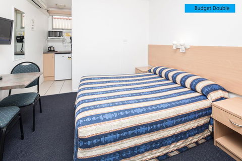Tally Ho Motor Inn - St Kilda Accommodation 1