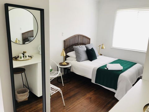 Tea Gardens Hotel - St Kilda Accommodation 2