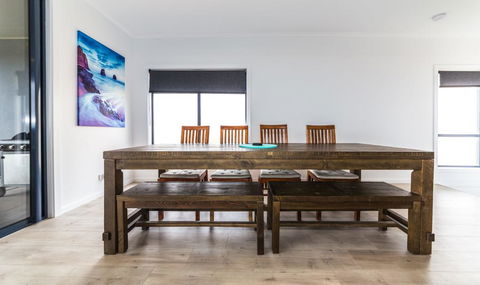 Tee Two On Troon - 21/30 Troon Drive - St Kilda Accommodation 2