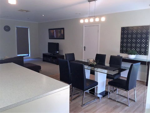 Tempo Place - Mulwala - St Kilda Accommodation 3