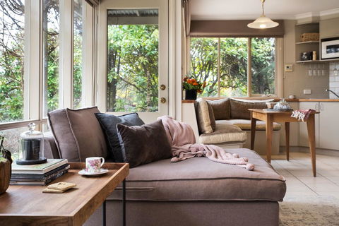 The Acorn - St Kilda Accommodation 1