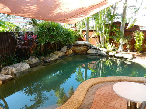 The Balinese - St Kilda Accommodation 0