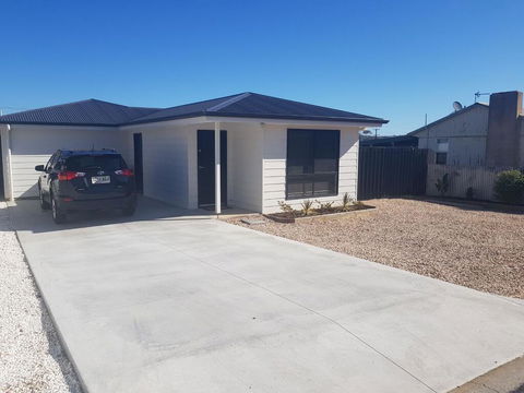 The Baltimore - Family Home Getaway - St Kilda Accommodation 1