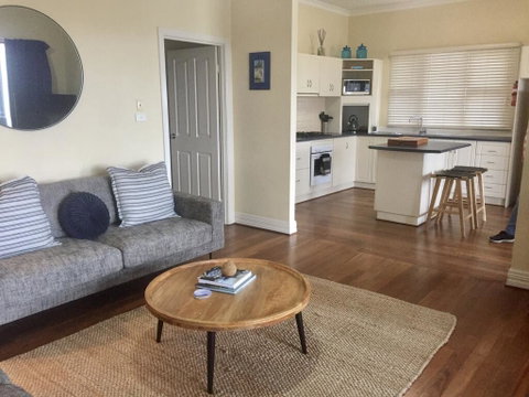 The Beach House & Villas - St Kilda Accommodation 3