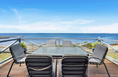 The Beach House - Point Turton - St Kilda Accommodation 0