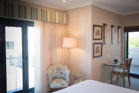 The Beach House At Bayside - St Kilda Accommodation 2