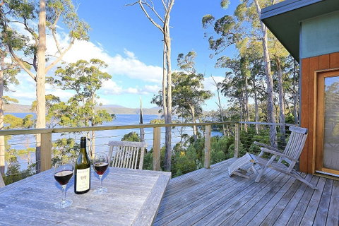 Stewarts Bay Lodge - St Kilda Accommodation 31