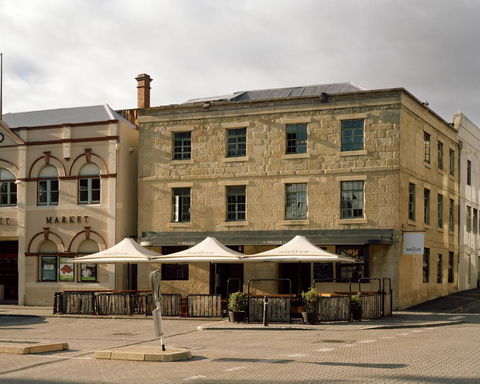Moss Hotel - St Kilda Accommodation 0