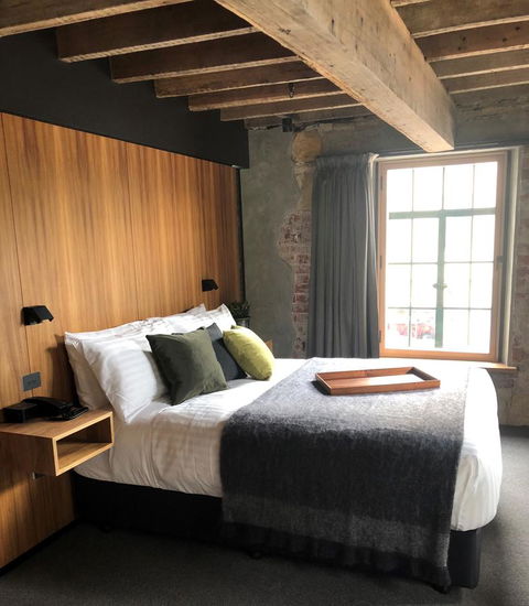 Moss Hotel - St Kilda Accommodation 18