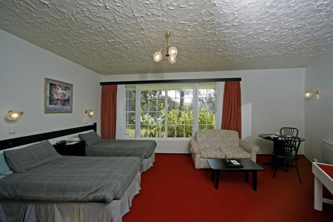 The Fox And Hounds Historic Hotel - St Kilda Accommodation 30