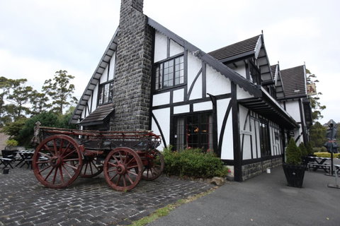 The Fox And Hounds Historic Hotel - St Kilda Accommodation 26