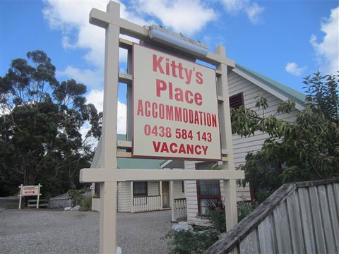 Kitty\'s Cottages - Managed By BIG4 Strahan Holiday Retreat - St Kilda Accommodation 2