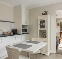 Moonrise View Apartment - St Kilda Accommodation