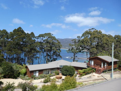 Osprey Lodge & Bungalow - St Kilda Accommodation 9