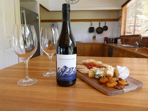 Osprey Lodge & Bungalow - St Kilda Accommodation 17