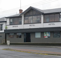 Bridge Hotel - St Kilda Accommodation