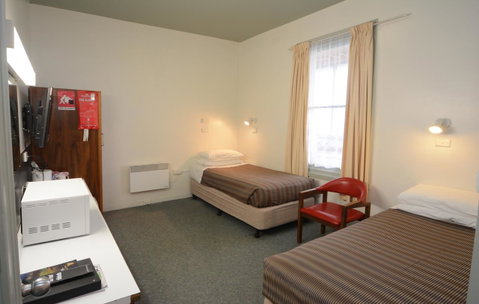 Bridge Hotel - St Kilda Accommodation 15