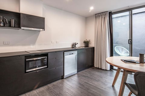 Change Overnight - St Kilda Accommodation 42
