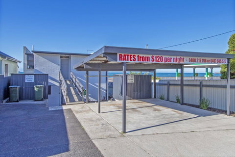 Aruba Apartments - St Kilda Accommodation 4