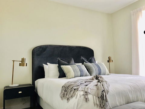 EMBRACING EVANDALE - Hosted By L'Abode Accommodation - St Kilda Accommodation 14